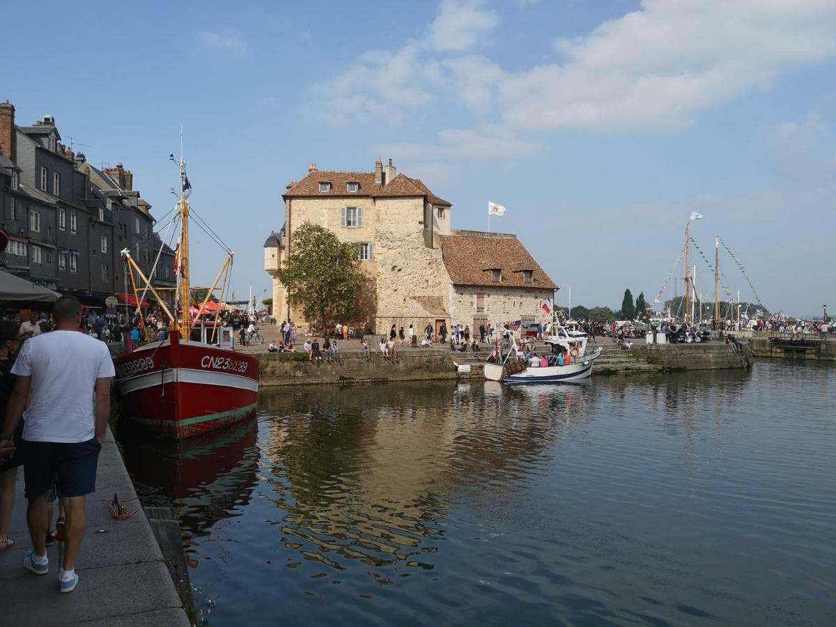 Un Parfum D'Embruns Hypercentre Honfleur, Fibre Appartement Buitenkant foto